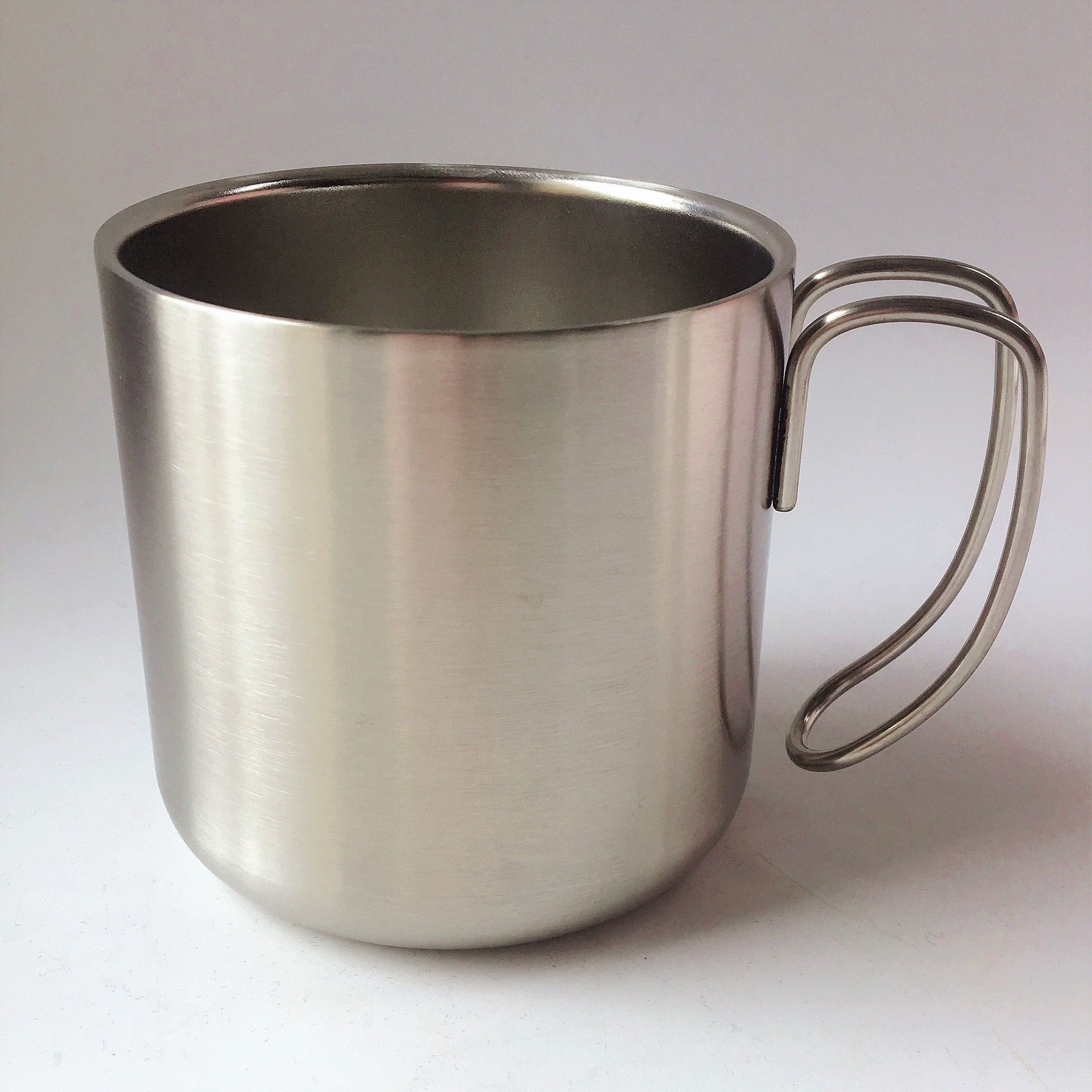 Stainless Steel (18/8Pro) Stainless steel double wall beer cup with handle Wide 250ml ~500ml Alpine Stainless Steel (18/8Pro) Stainless steel double wall beer cup with handle Wide 250ml ~500ml Alpine