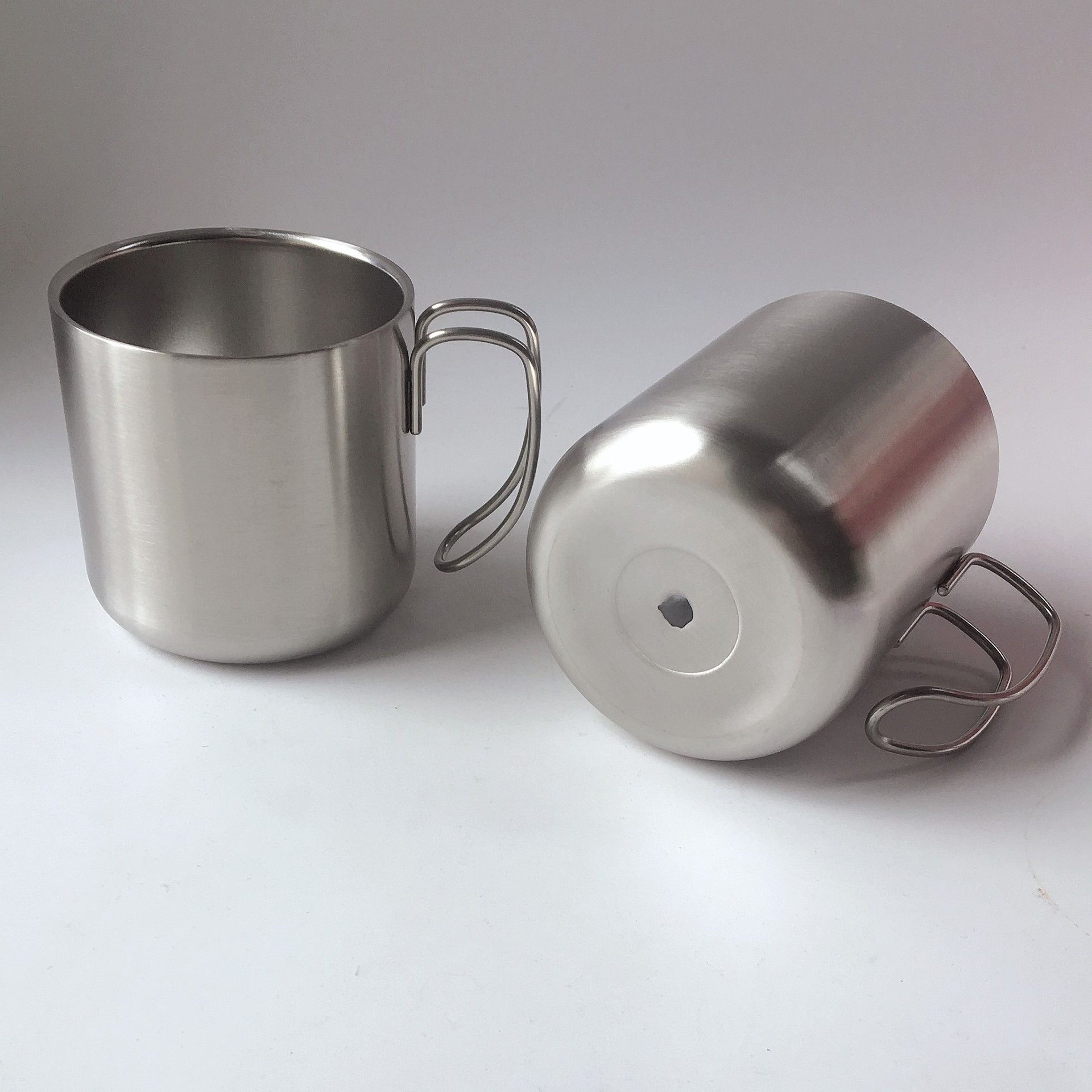 Stainless Steel (18/8Pro) Stainless steel double wall beer cup with handle Wide 250ml ~500ml Alpine Stainless Steel (18/8Pro) Stainless steel double wall beer cup with handle Wide 250ml ~500ml Alpine