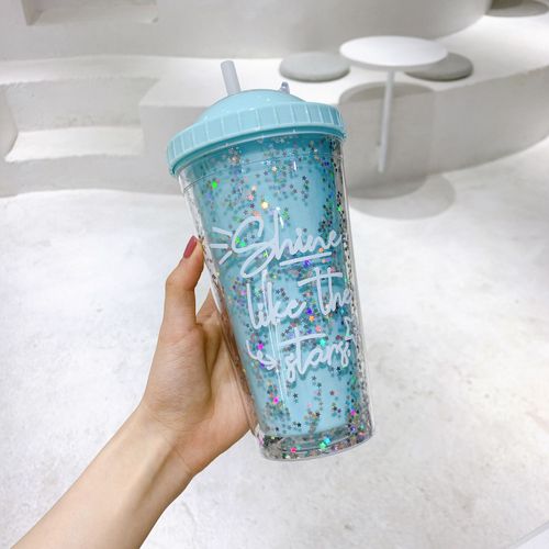 Double wall plastic drinking bottle